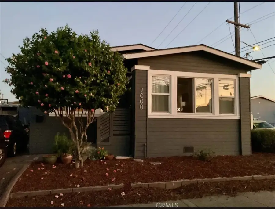 2000 82nd, Oakland, CA 94621 - #2