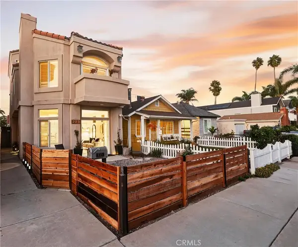 221 Elmira, Huntington Beach, CA 92648