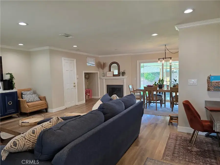 3208 W Ravenswood, Anaheim, CA 92804 - #3