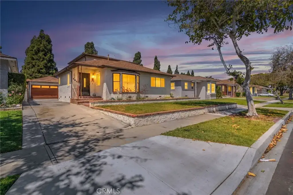 5635 Dunrobin, Lakewood, CA 90713 - #1