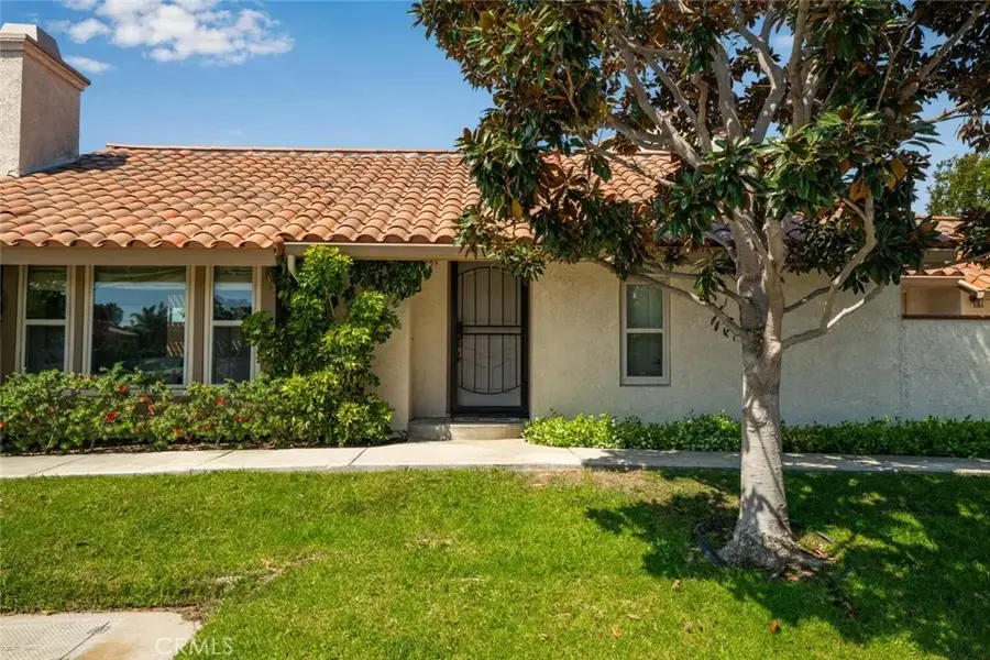 7846 Beachcomber, Huntington Beach, CA 92648 - #3