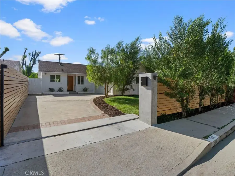 5141 Don Pio Drive, Woodland Hills, CA 91364 - #2