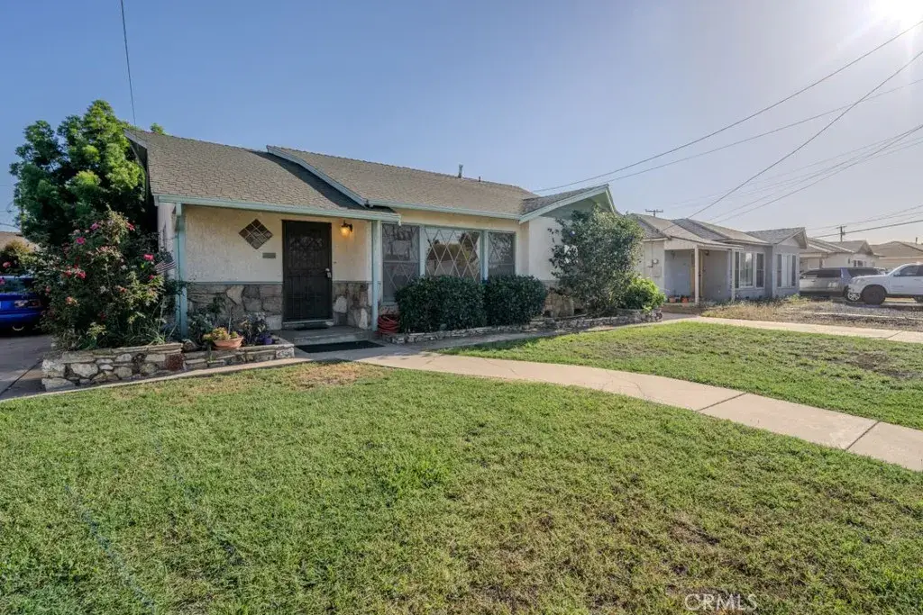 10010 Lindale, Bellflower, CA 90706 - #1