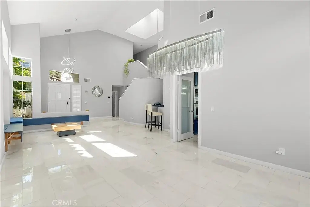 6807 E Pinnacle Pointe, Orange, CA 92869 - #1