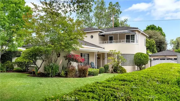 2105 N Heliotrope Drive, Santa Ana, CA 92706