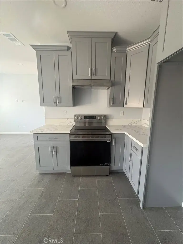 640 S Laurel, Colton, CA 92324 - #3