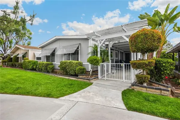 581 Forest Lake #098, Brea, CA 92821