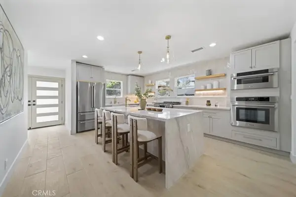 1676 W 24th, Los Angeles, CA 90007