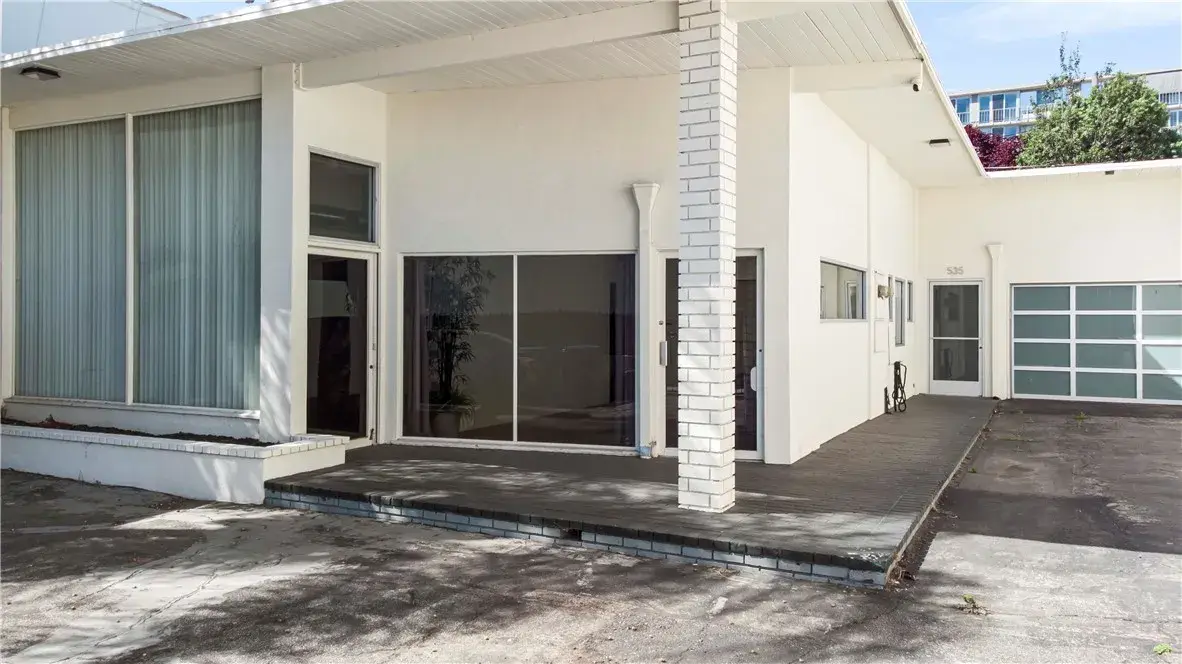 555 E 3rd, Long Beach, CA 90802 - #1