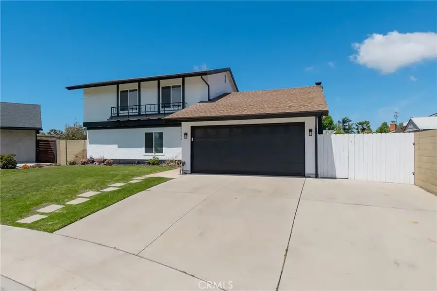 5511 Kern Dr, Huntington Beach, CA 92649 - #3