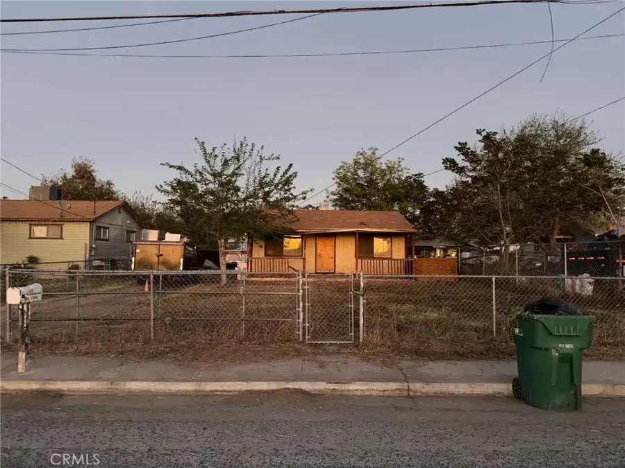 548 Page, Porterville, CA 93257 - #2