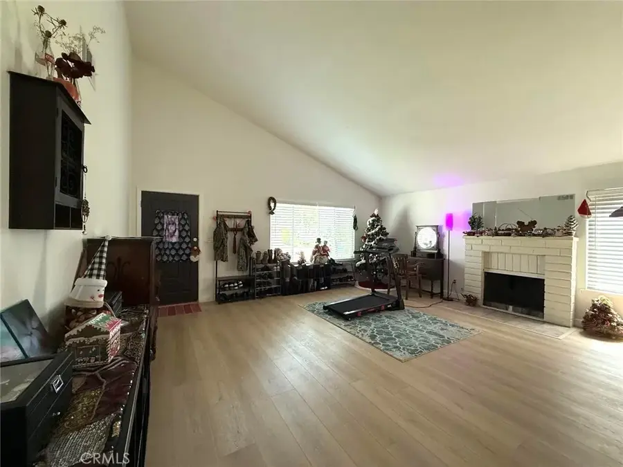 25347 Via Oriol, Valencia, CA 91355 - #3