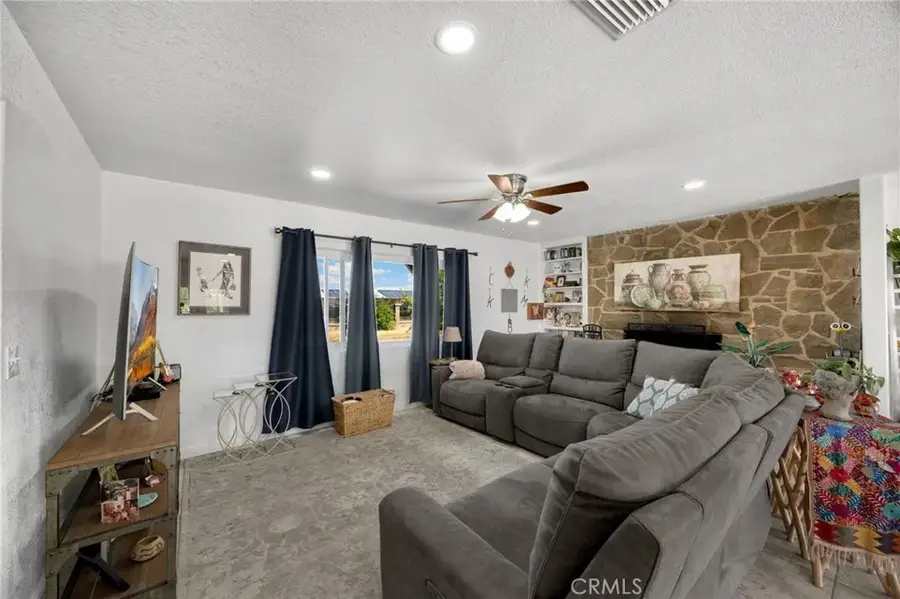 14975 Gayhead, Apple Valley, CA 92307 - #2