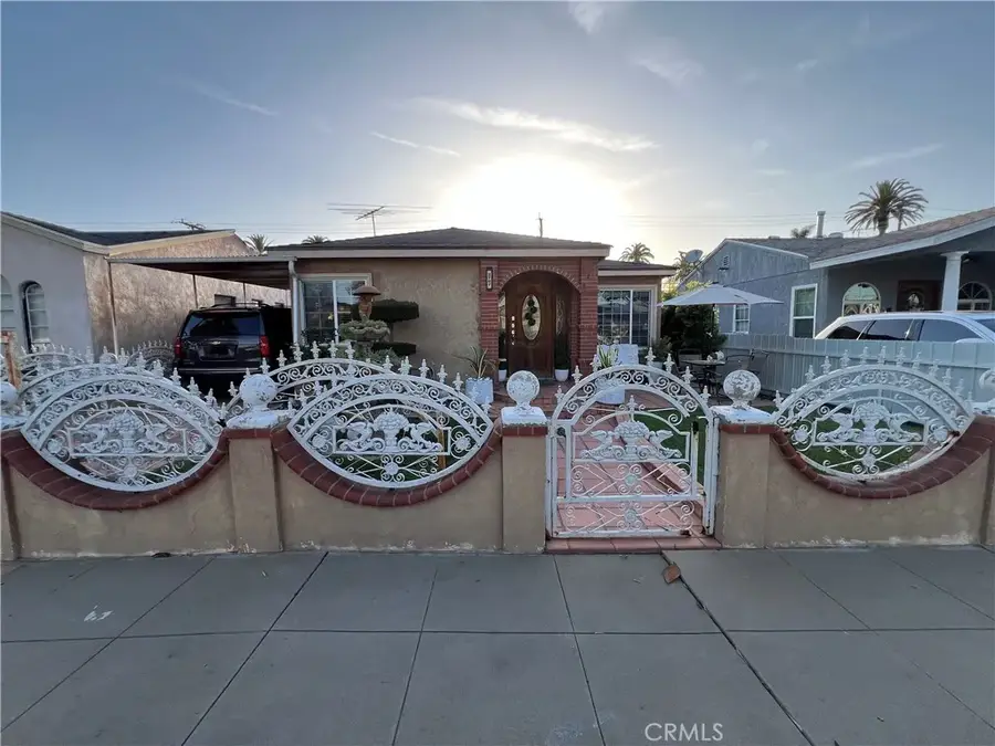 2767 Gale, Long Beach, CA 90810 - #2