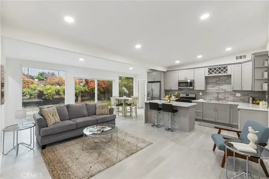 7335 Kyle Street, Tujunga, CA 91042 - #3