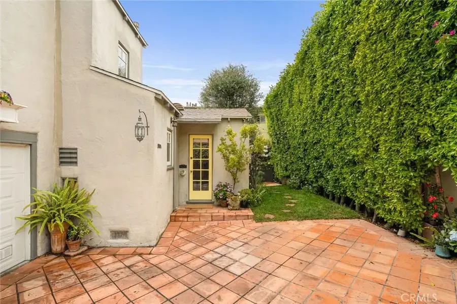 5130 W 20th, Los Angeles, CA 90016 - #2