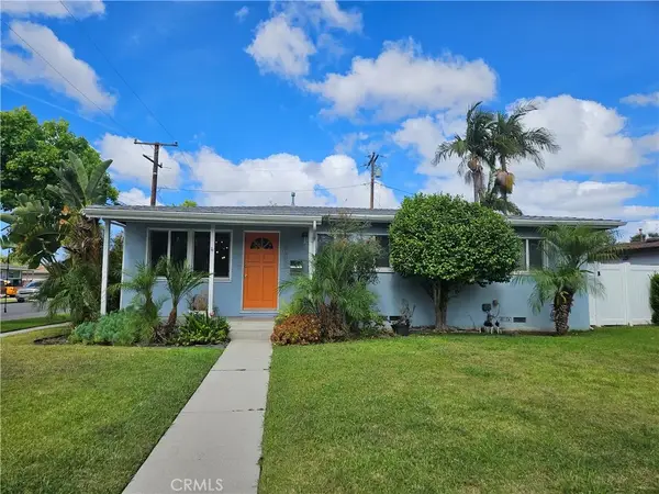2001 Carfax, Long Beach, CA 90815