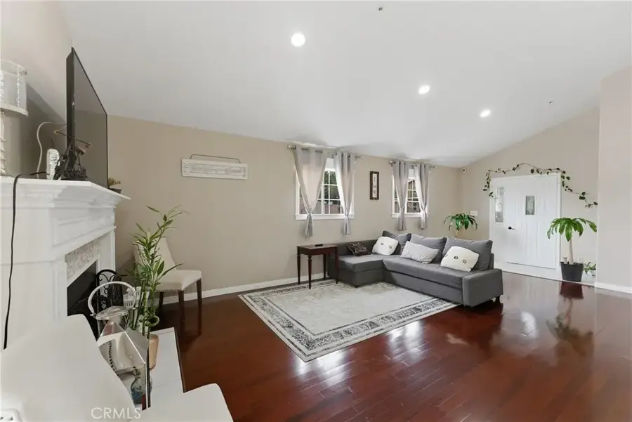 3542 Hillview Place, Los Angeles, CA 90032 - #3