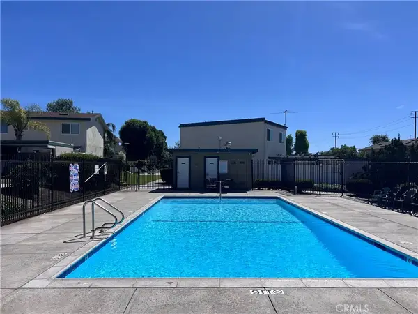 8221 Ginnis Green, Buena Park, CA 90621