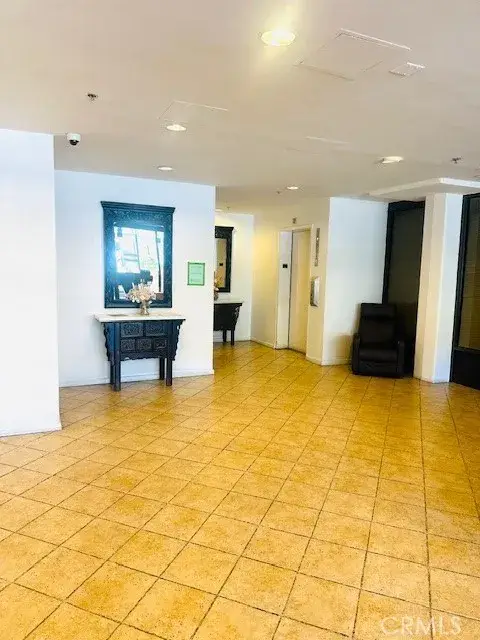 421 S La Fayette Park #214, Los Angeles, CA 90057 - #3