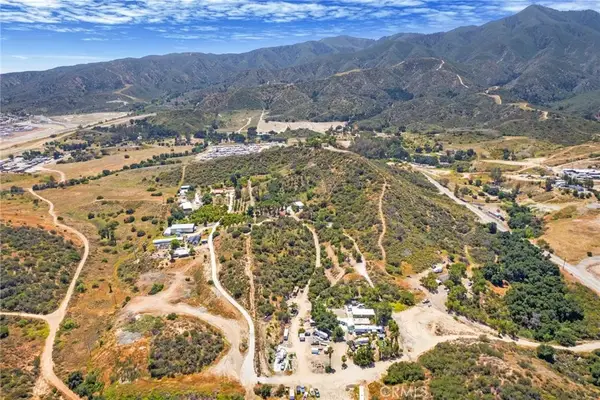 12385 Beardsley Way, Corona, CA 92883