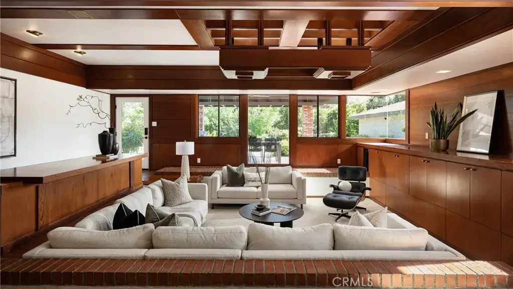 17824 Sunburst, Northridge, CA 91325 - #1