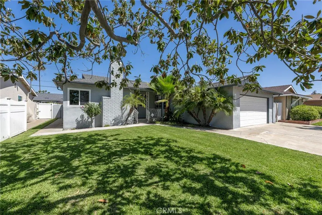 2803 East Jackson Avenue, Orange, CA 92867 - #1