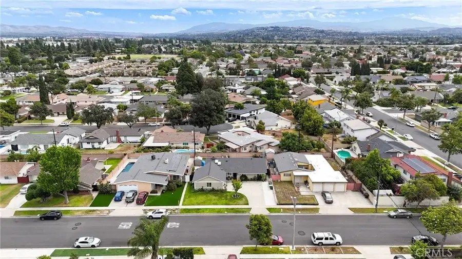 122 N Carousel, Anaheim, CA 92806 - #3