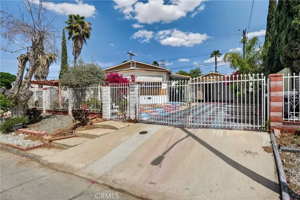 339 Altura Dr., Perris, CA 92570 - #1