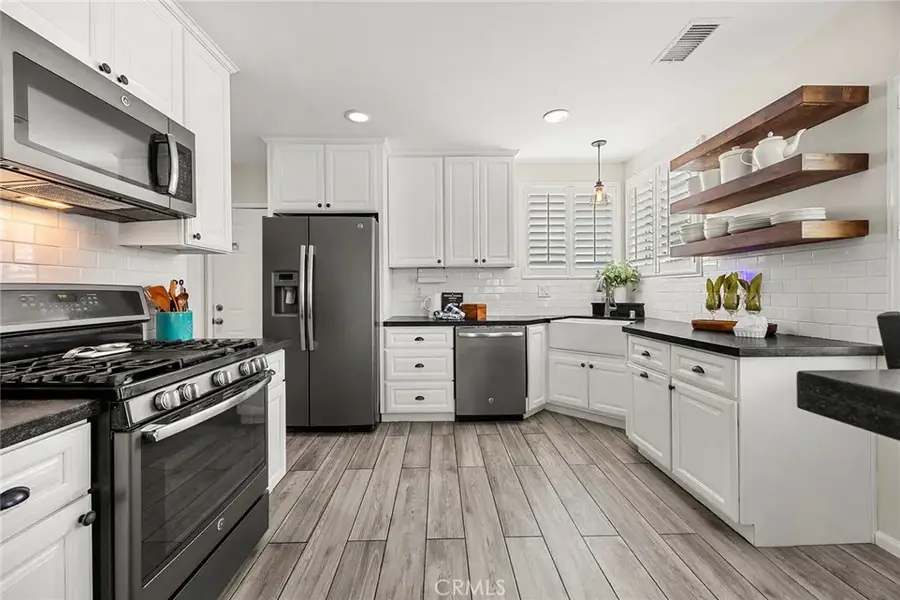 401 W Southgate Avenue, Fullerton, CA 92832 - #3
