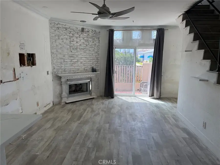 626 Lake Street #34, Huntington Beach, CA 92648 - #3