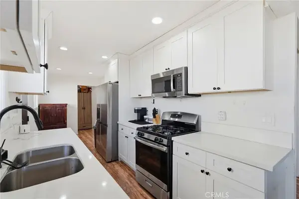1104 E 111th Drive, Los Angeles, CA 90059
