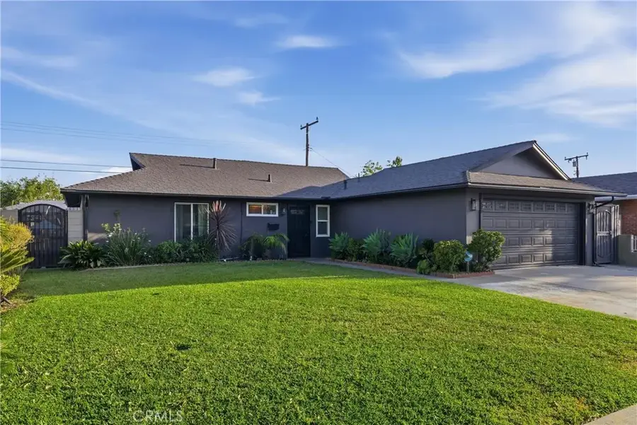 1806 W Saint Andrew, Santa Ana, CA 92704 - #3