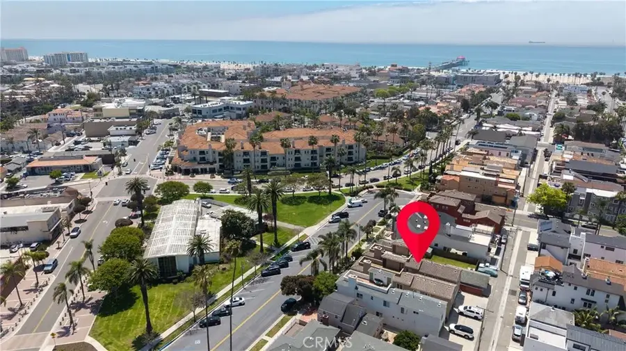 513 Pecan Ave, Huntington Beach, CA 92648 - #2