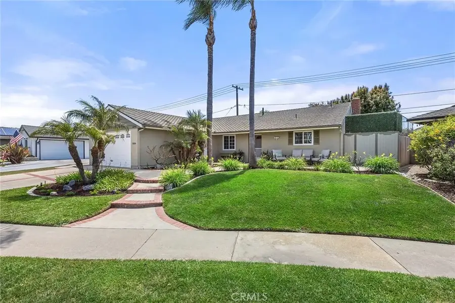 6242 Vatcher, Huntington Beach, CA 92647 - #2