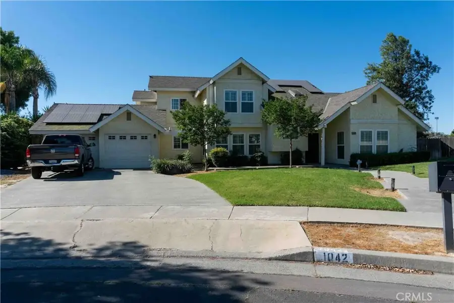 1042 Robinson Court, Hanford, CA 93230 - #2