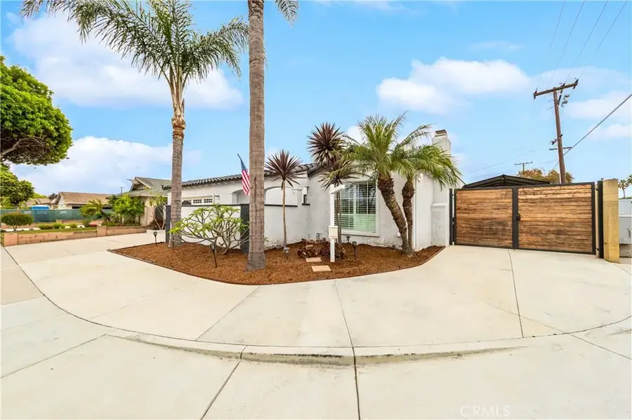 15001 Victoria, Huntington Beach, CA 92647 - #3