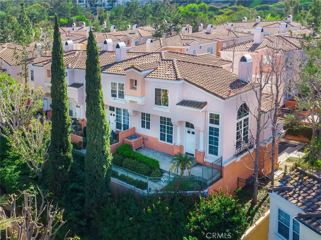 1000 S Volterra, Anaheim, CA 92808 - #1