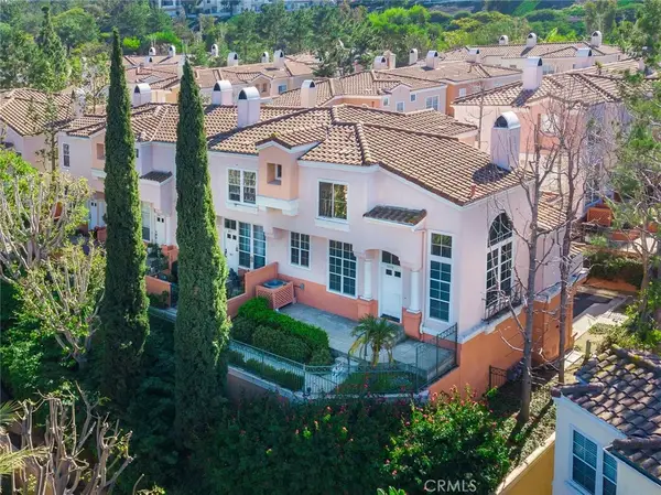 1000 S Volterra, Anaheim, CA 92808