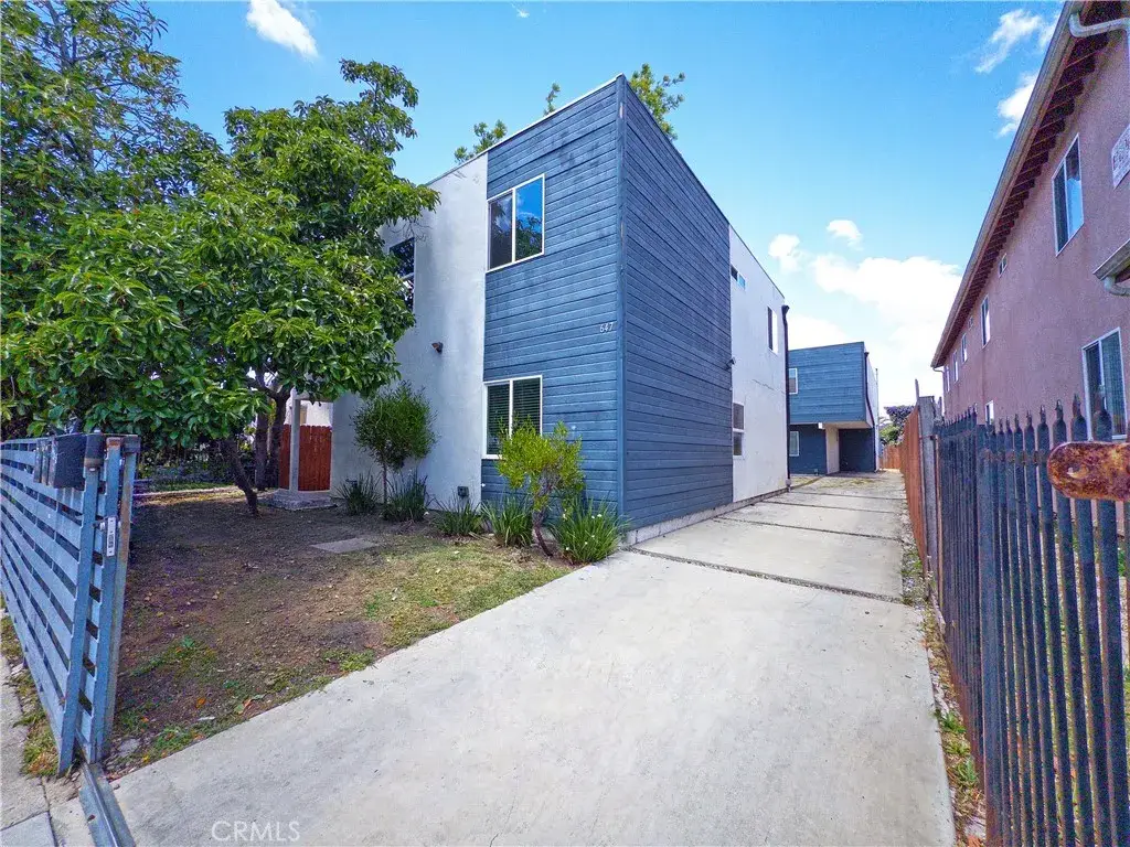 645 W 97th, Los Angeles, CA 90044 - #1