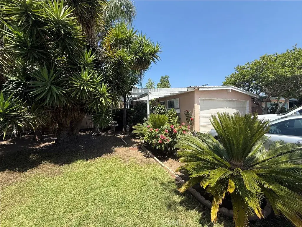 1737 W Richland, Santa Ana, CA 92703 - #1