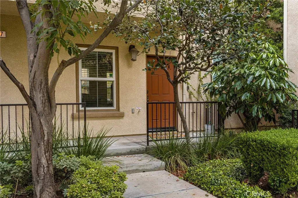 253 E Santa Fe Court, Placentia, CA 92870 - #1