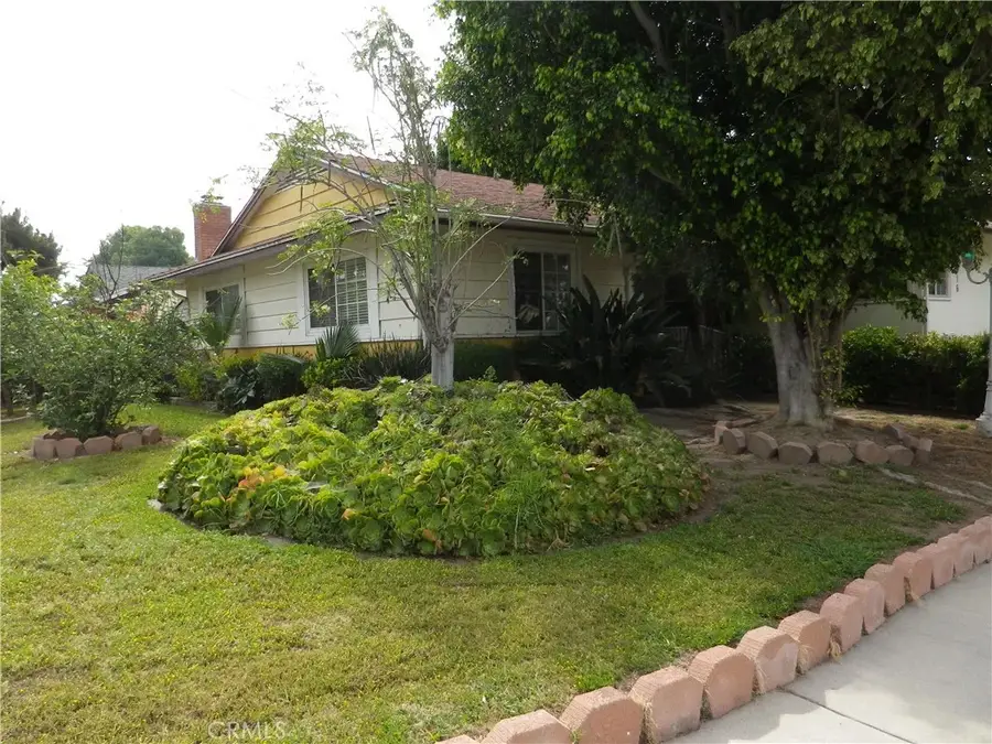 9916 Whitaker Avenue, North Hills, CA 91343 - #2