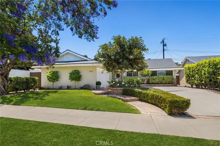 2712 E East Jacaranda Avenue, Orange, CA 92867 - #2