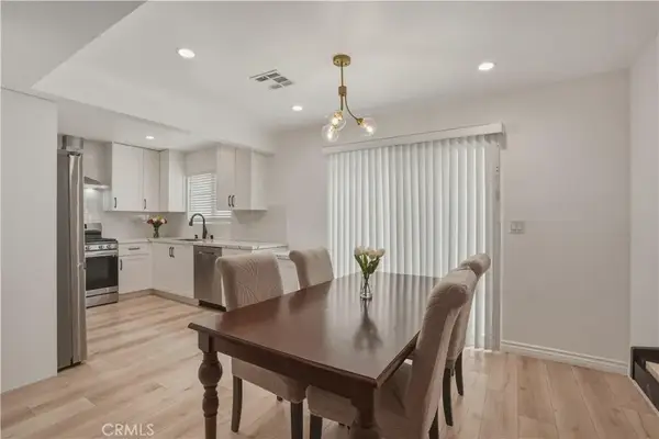 8839 Cedros Avenue #3, Panorama City, CA 91402