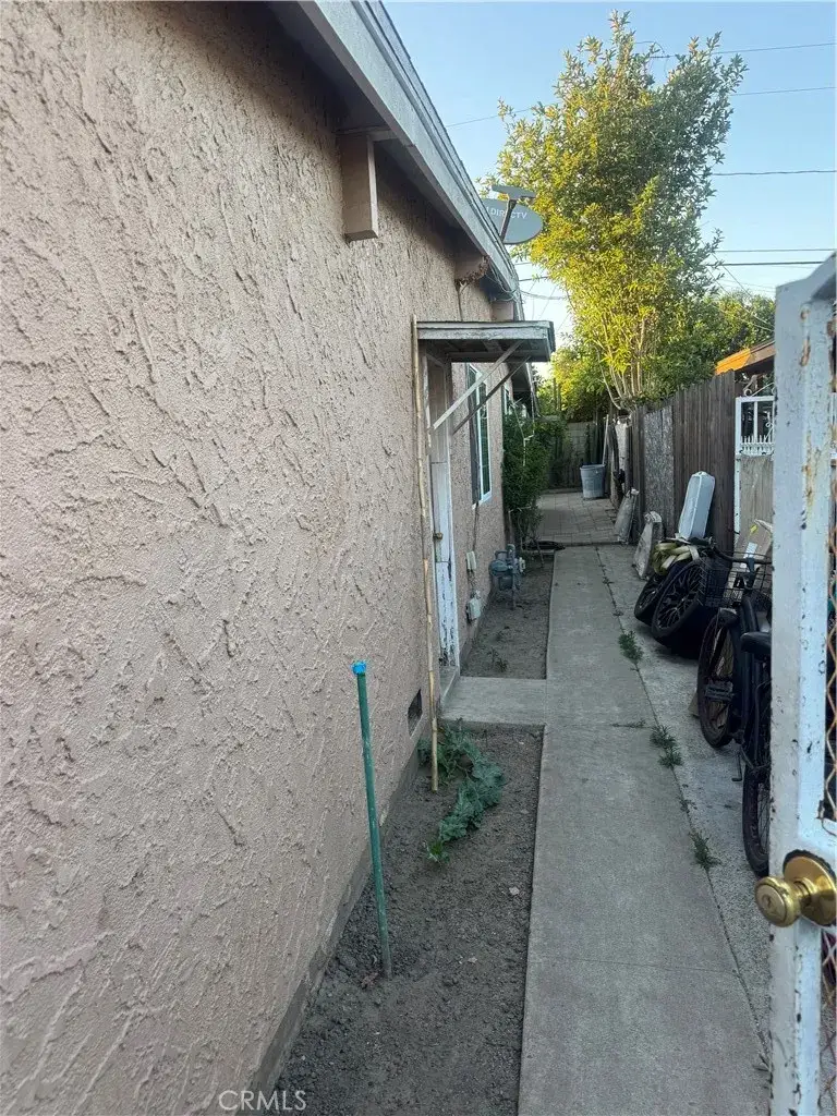 1745 Raymar, Santa Ana, CA 92703 - #3