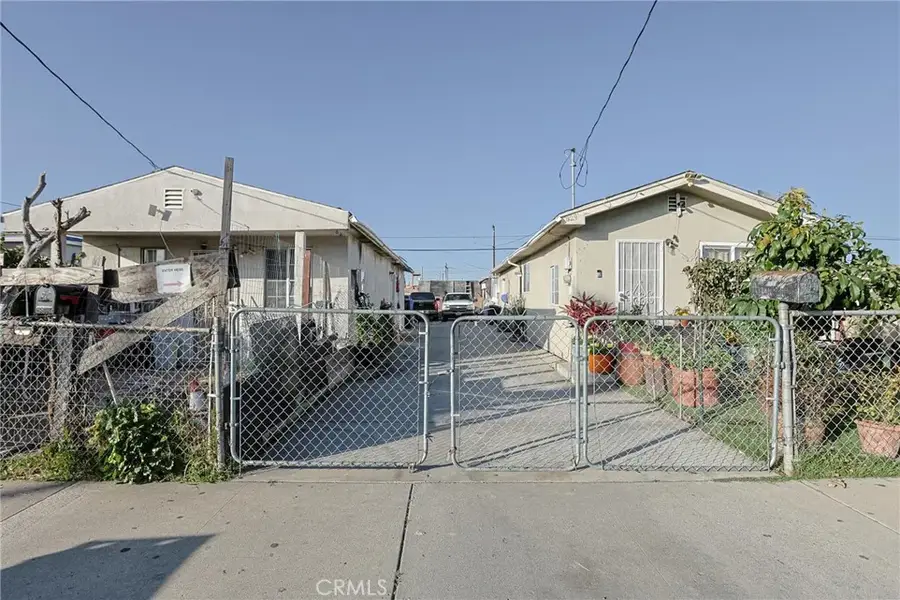1831 W 3rd, Santa Ana, CA 92703 - #2