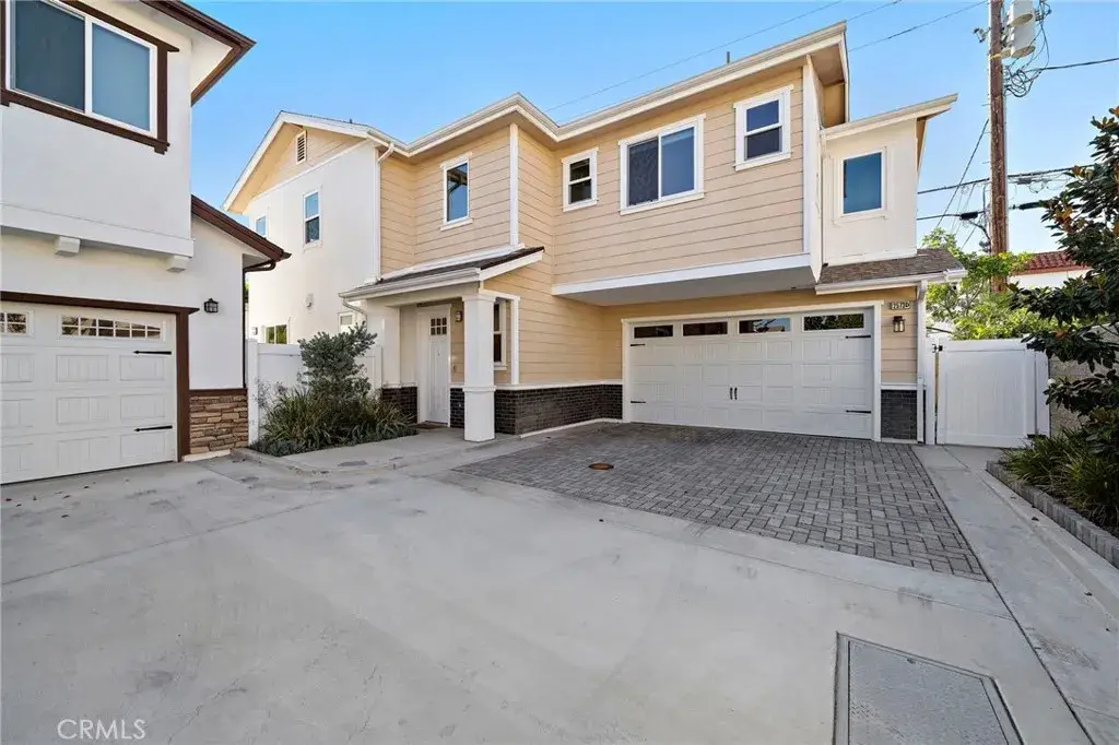 2573 Elden Avenue #D, Costa Mesa, CA 92627 - #1