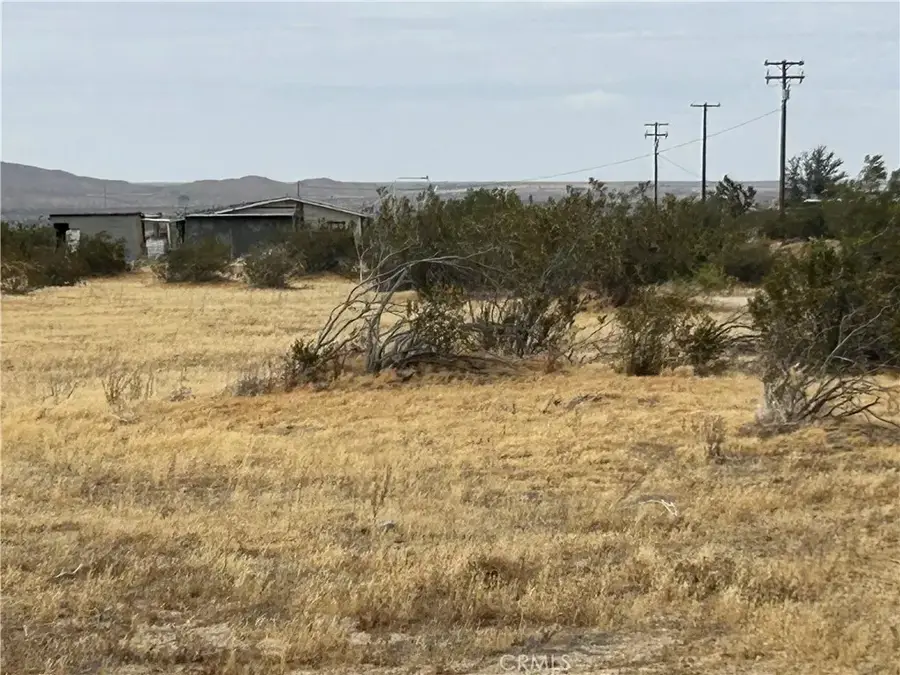 20505 Palmdale Blvd East, Palmdale, CA 93591 - #3