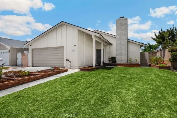 17203 Leslie, Cerritos, CA 90703